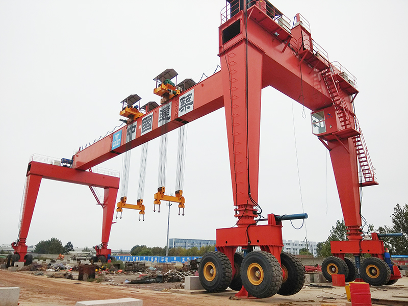 輪胎式提梁機(jī)